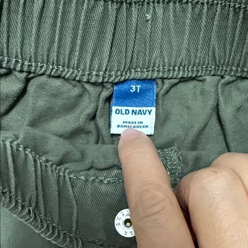 Old Navy classic pull